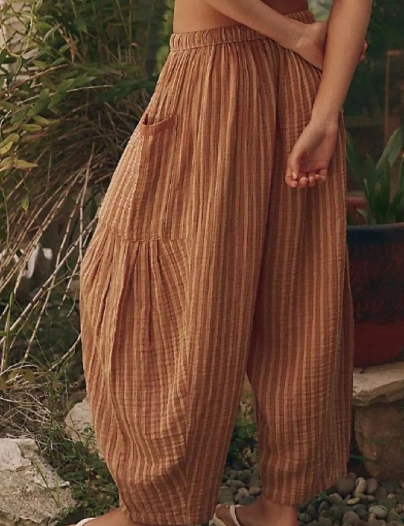 Full Size Striped Wide Leg Casual Pants Plus Size | Pants Daverri Fashions