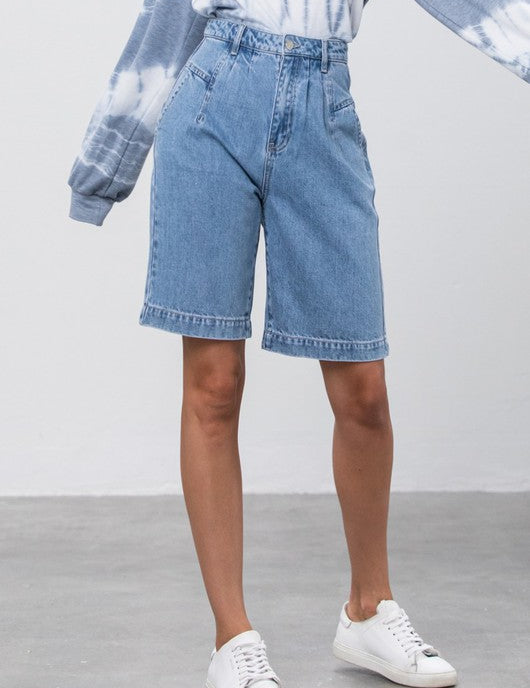 MEDIUM Mom Bermuda Denim Shorts | Bermuda Shorts Daverri Fashions