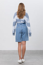 MEDIUM BLUE WASH DENIM MOM SHORTS | Daverri Fashions