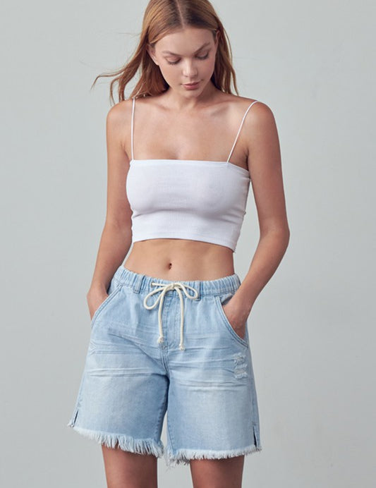 LIGHT MID-RISE SLOUCH SHORTS | Denim Shorts Daverri Fashions