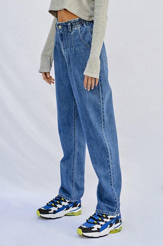 Super High Rise Pleated Mom Jeans | Jeans Daverri Fashions