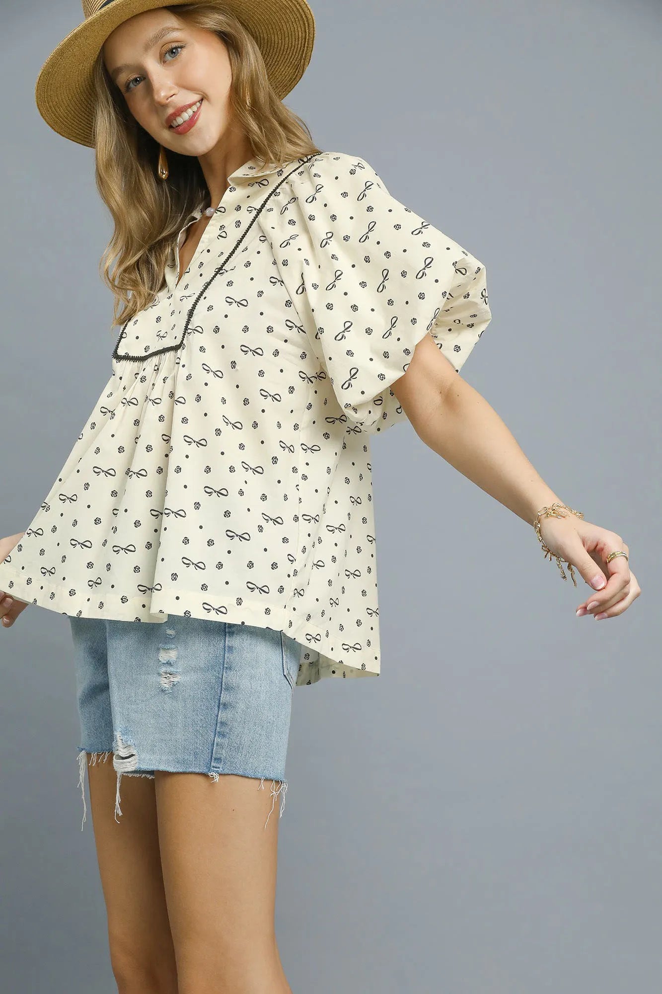 Umgee Bow Print Puff Sleeve Blouse | Daverri Fashions