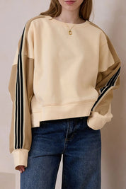 Beige Contrast Round Neck Long Sleeve Sweatshirt | Sweatshirts Daverri Fashions