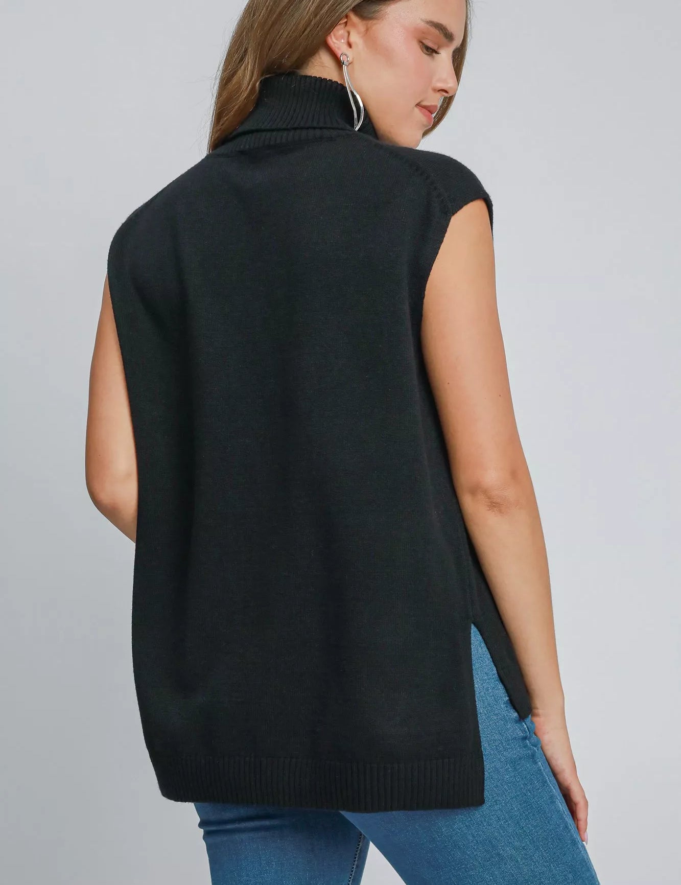 Umgee High-Low Turtleneck Sleeveless Sweater Top | Sweaters Daverri Fashions