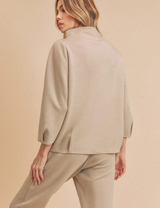 Aemi+Co Mock Neck Pullover Top | Tops Daverri Fashions