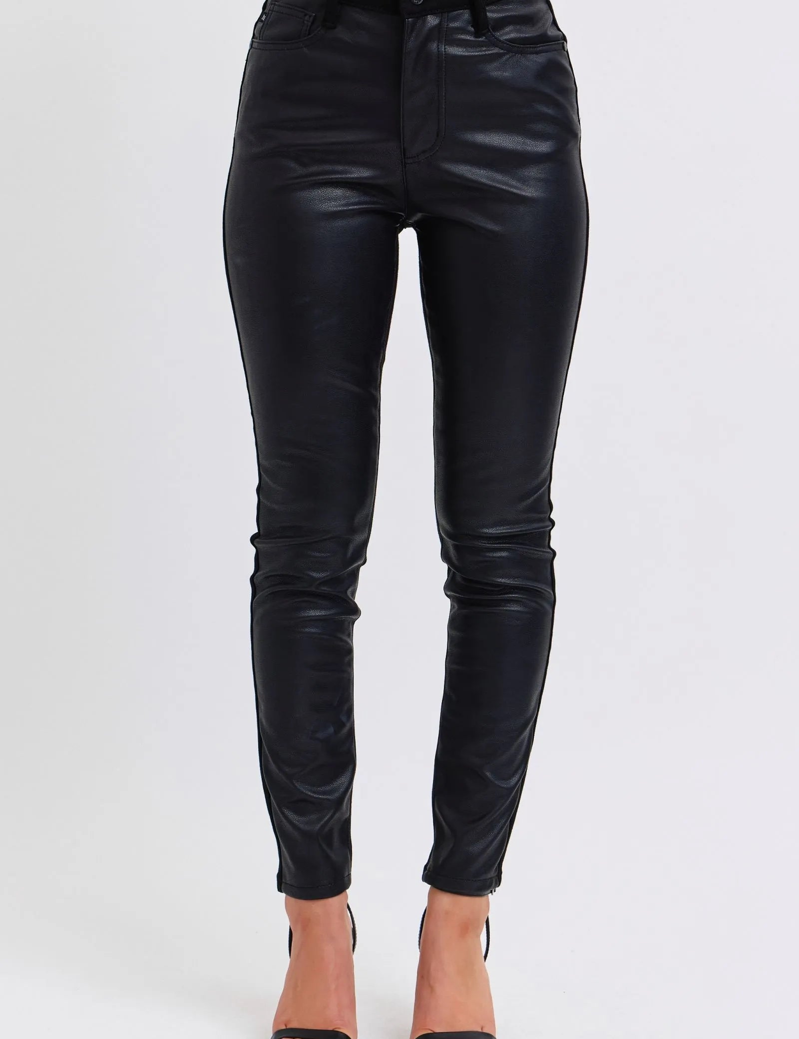 Black Judy Blue Plus Size HW Faux Leather Skinny Pants | Pants Daverri Fashions
