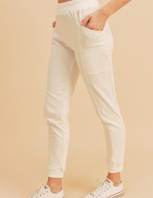 WHITE Bree Jogger | Joggers Daverri Fashions