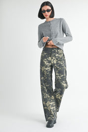 STRAIGHT LEG PANTS WITH POCKETS | Daverri Fashions
