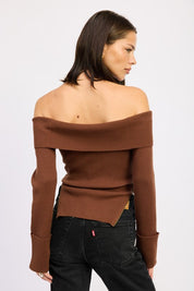 RIBBED OFF SHOULDER SWEATER WITH ZIPPER | Sweaters Daverri Fashions