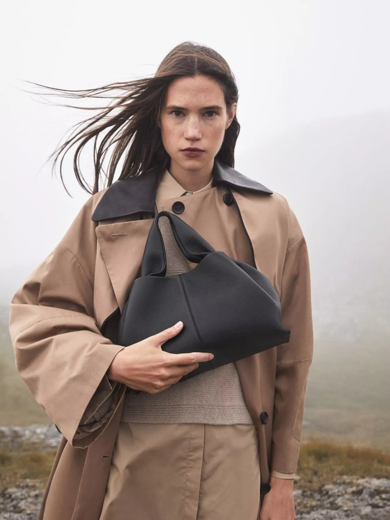 PU Leather Ruched Crossbody Handbag | Handbags Daverri Fashions