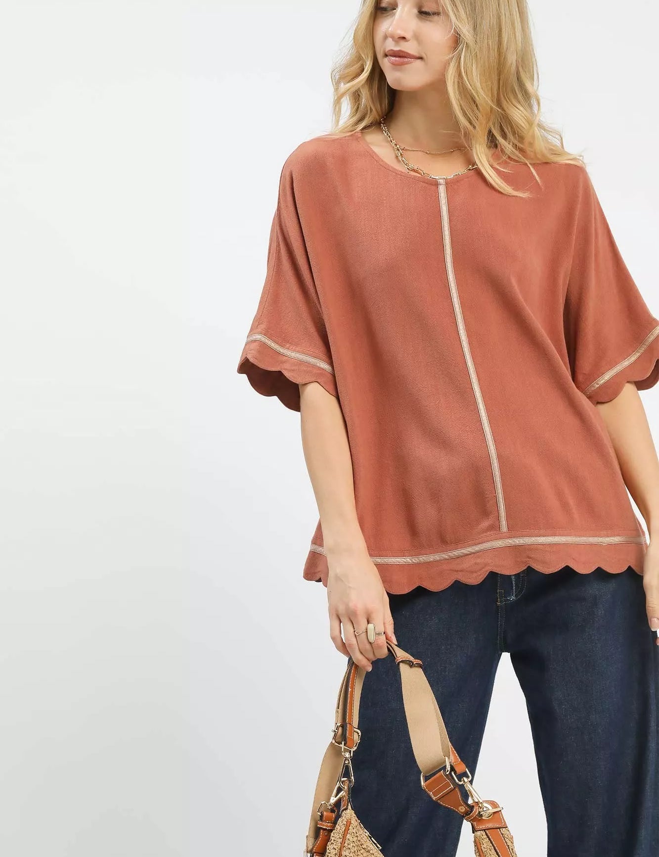 Umgee Linen Blend Scallop Trim Top | Tops Daverri Fashions