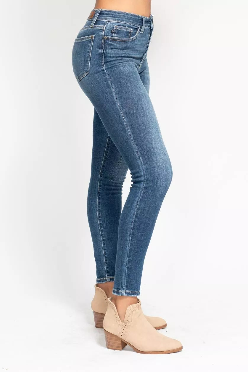 Judy Blue Full Size High Rise Button Fly Skinny Jeans Plus Size | Jeans Daverri Fashions