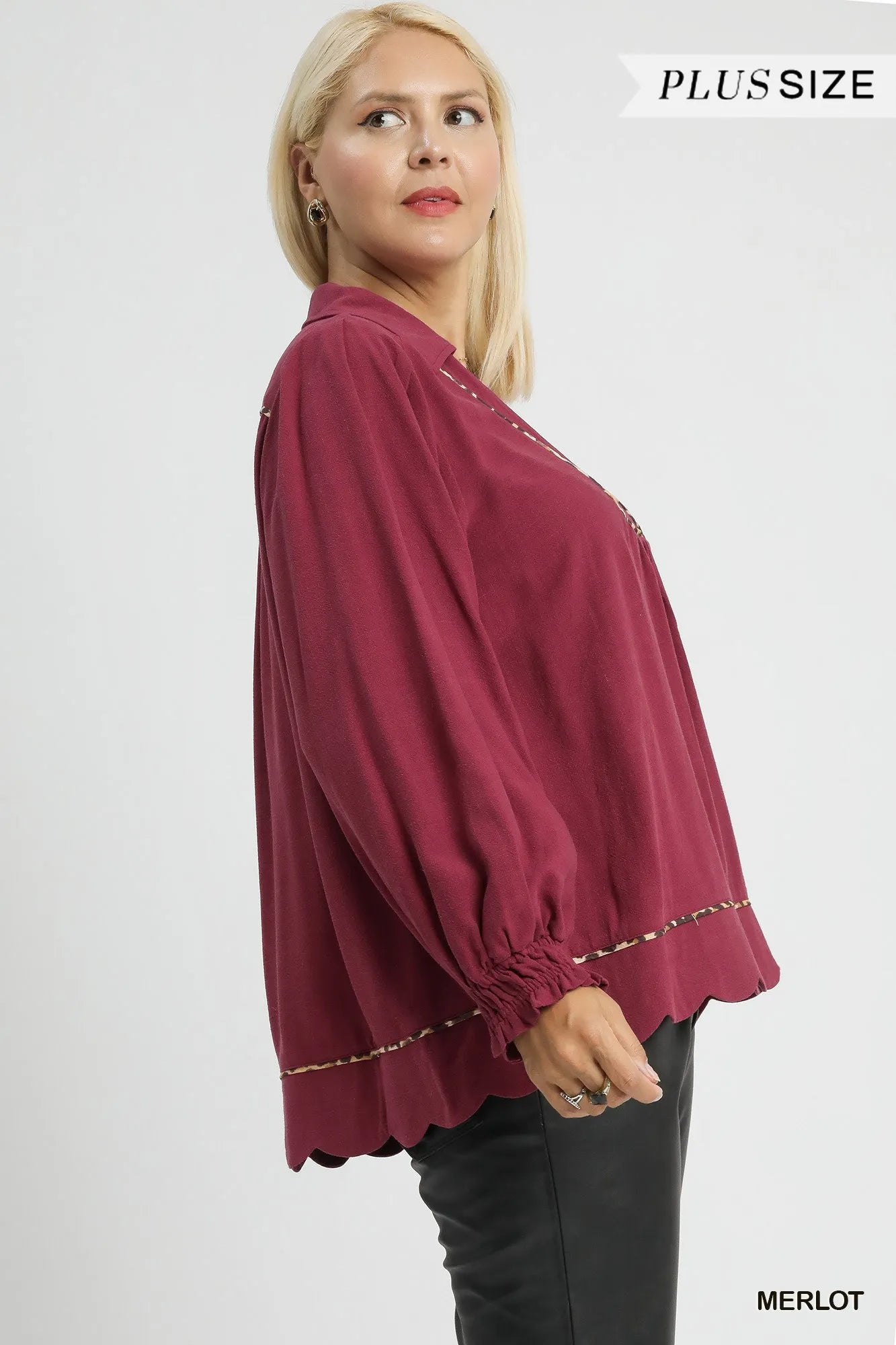 Umgee Full Size Linen Scallop Hem Blouse with Contrast Trim Plus Size | Blouses Daverri Fashions