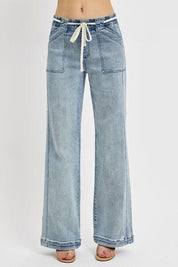 Medium RISEN Full Size Straight Leg Jeans with Pockets Plus Size | Jeans Daverri Fashions