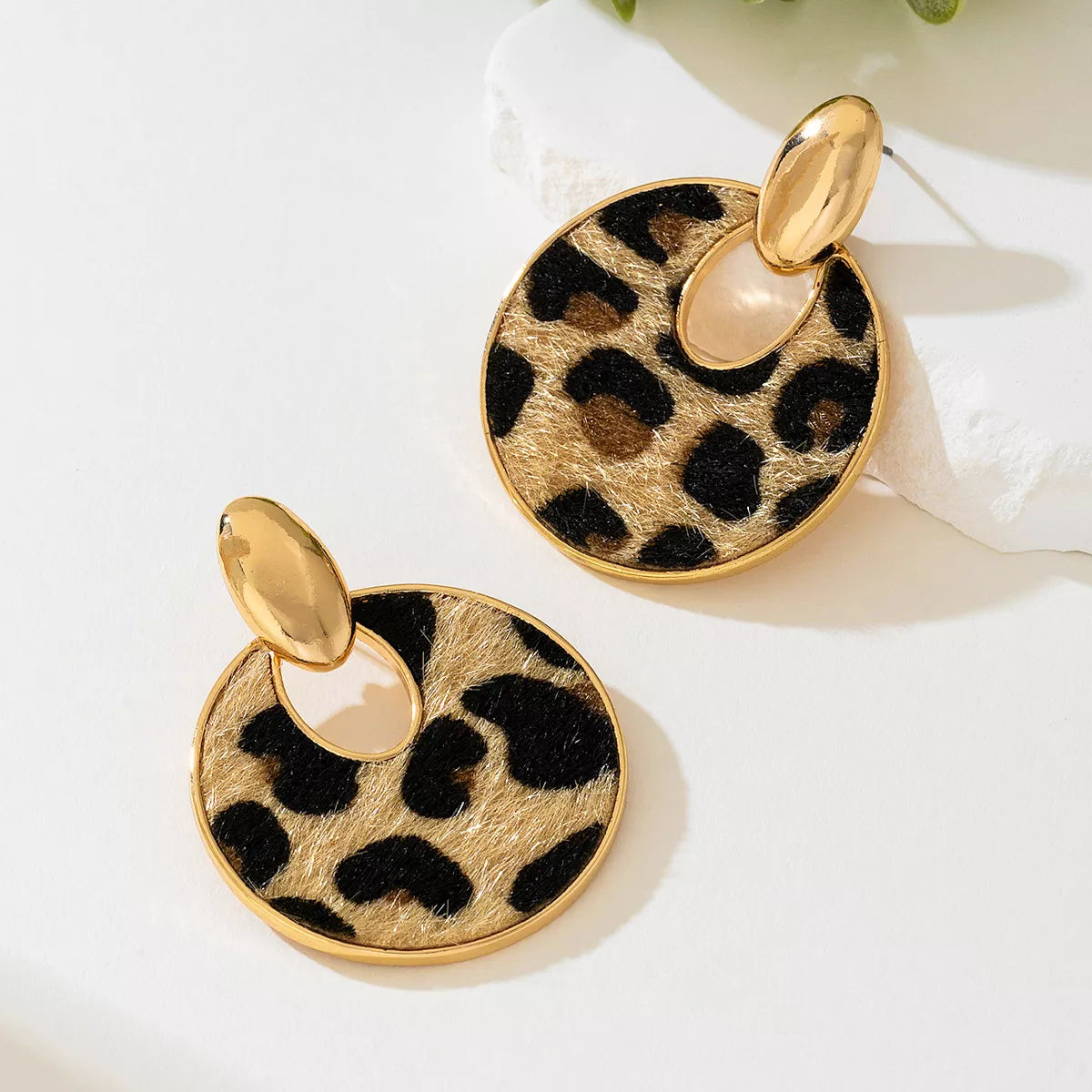 Leopard Circle Dangle Earrings | Earrings Daverri Fashions