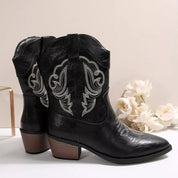 Sami Western Cowboy Boots with Embroidered Design | Boots Daverri Fashions