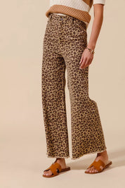 SO ME Mid Rise Leopard Twill Frayed Hem Wide Leg Pants | Daverri Fashions