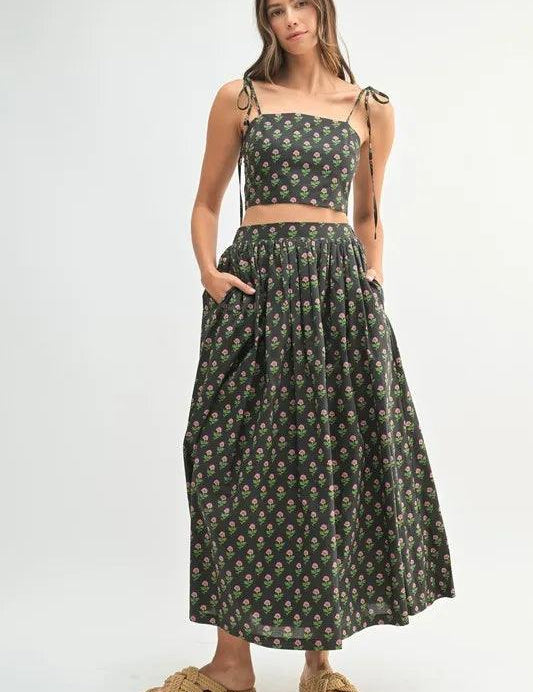 Black S MABLE Floral Crop Top and Skirt Set | Outfit Sets Daverri Fashions
