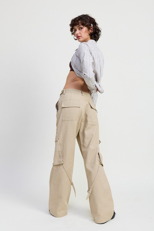 CARGO PANTS WITH POCKET DETAIL | Daverri Fashions