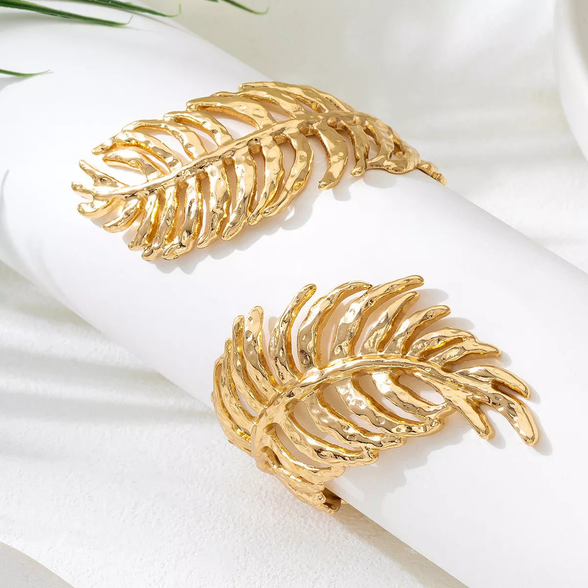 18K Gold-Plated Alloy Leaf Bracelet | Bracelets Daverri Fashions