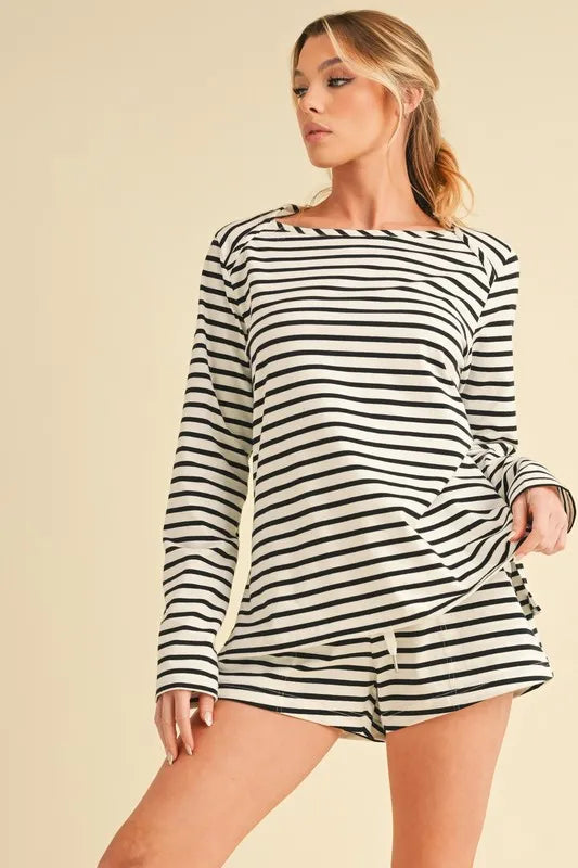 Aemi+Co Drawstring Contrast Striped Shorts | Daverri Fashions