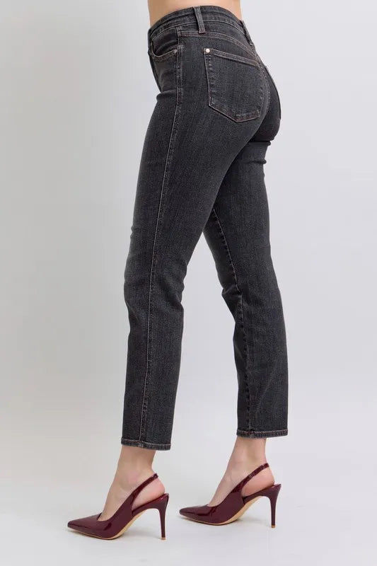 Judy Blue Full Size Mid Rise Tummy Control Slim Jeans Plus Size | Daverri Fashions