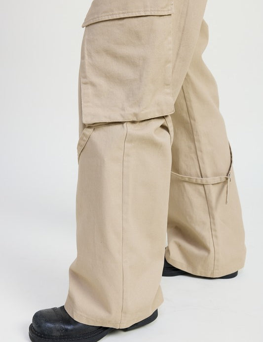 CARGO PANTS WITH POCKET DETAIL | Daverri Fashions