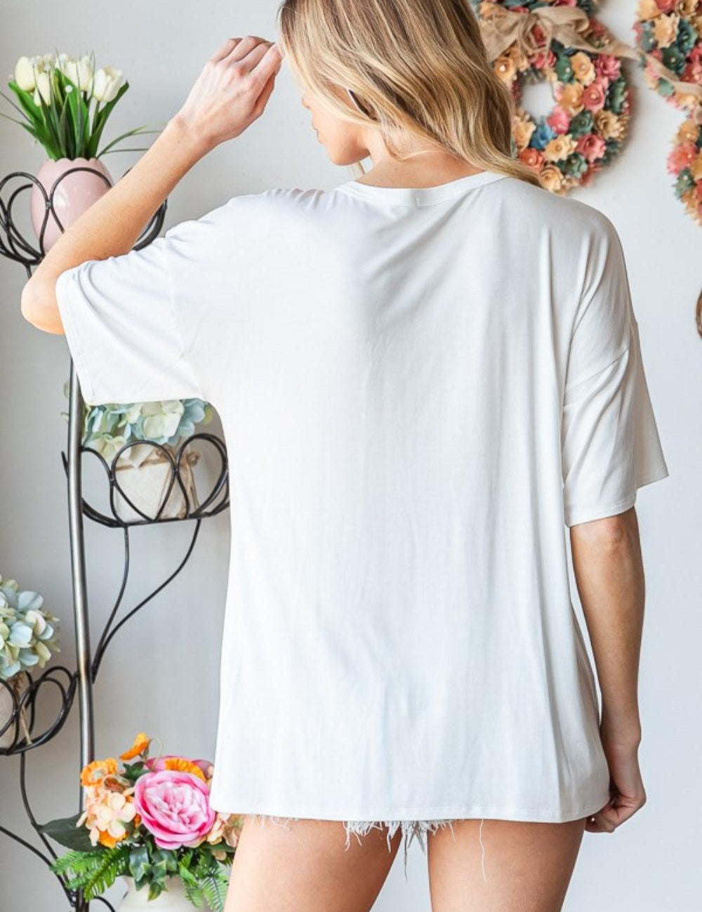 Heimish Plus Size Star Patch Short Sleeve T-Shirt 3XL | T-Shirts Daverri Fashions