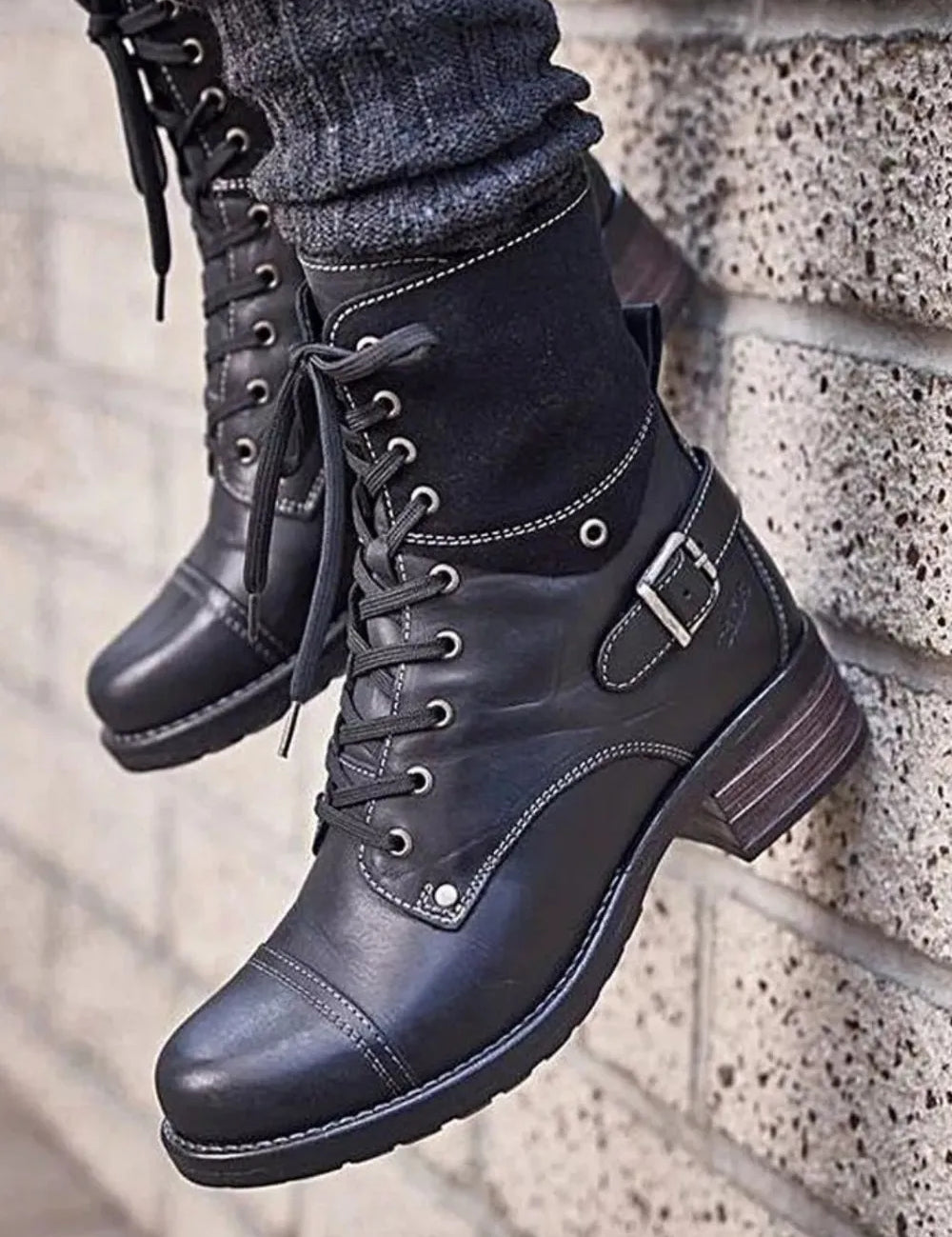 Black Lace-Up Block Heel Boots | Boots Daverri Fashions