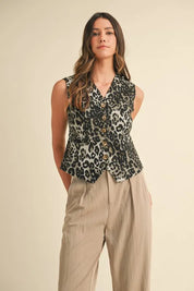 GREY S Annie Wear Stretch Leopard Denim Button Down Vest | Daverri Fashions