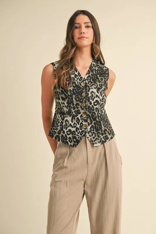 GREY S Annie Wear Stretch Leopard Denim Button Down Vest | Daverri Fashions