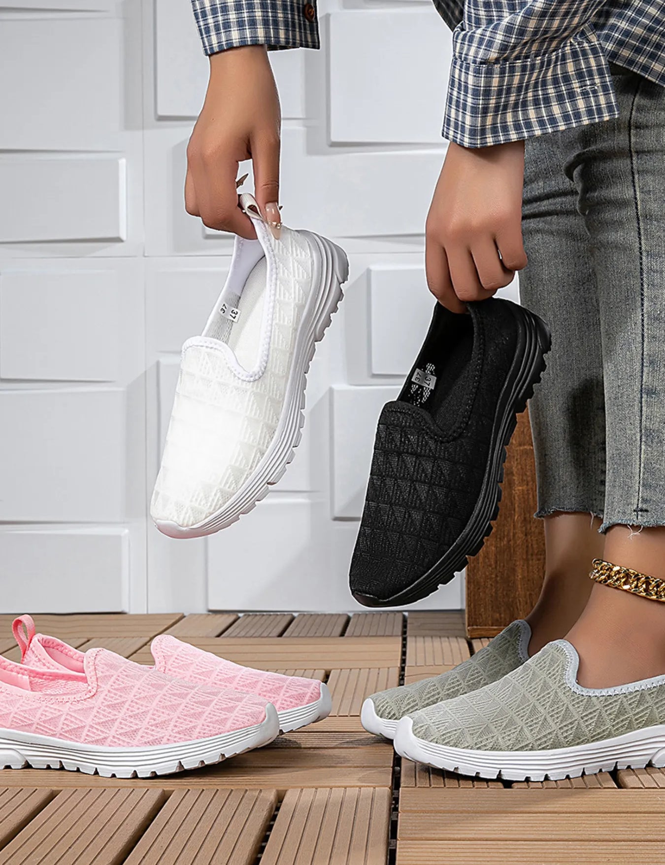 White Breathable Mesh Slip-On Sneakers | Sneakers Daverri Fashions