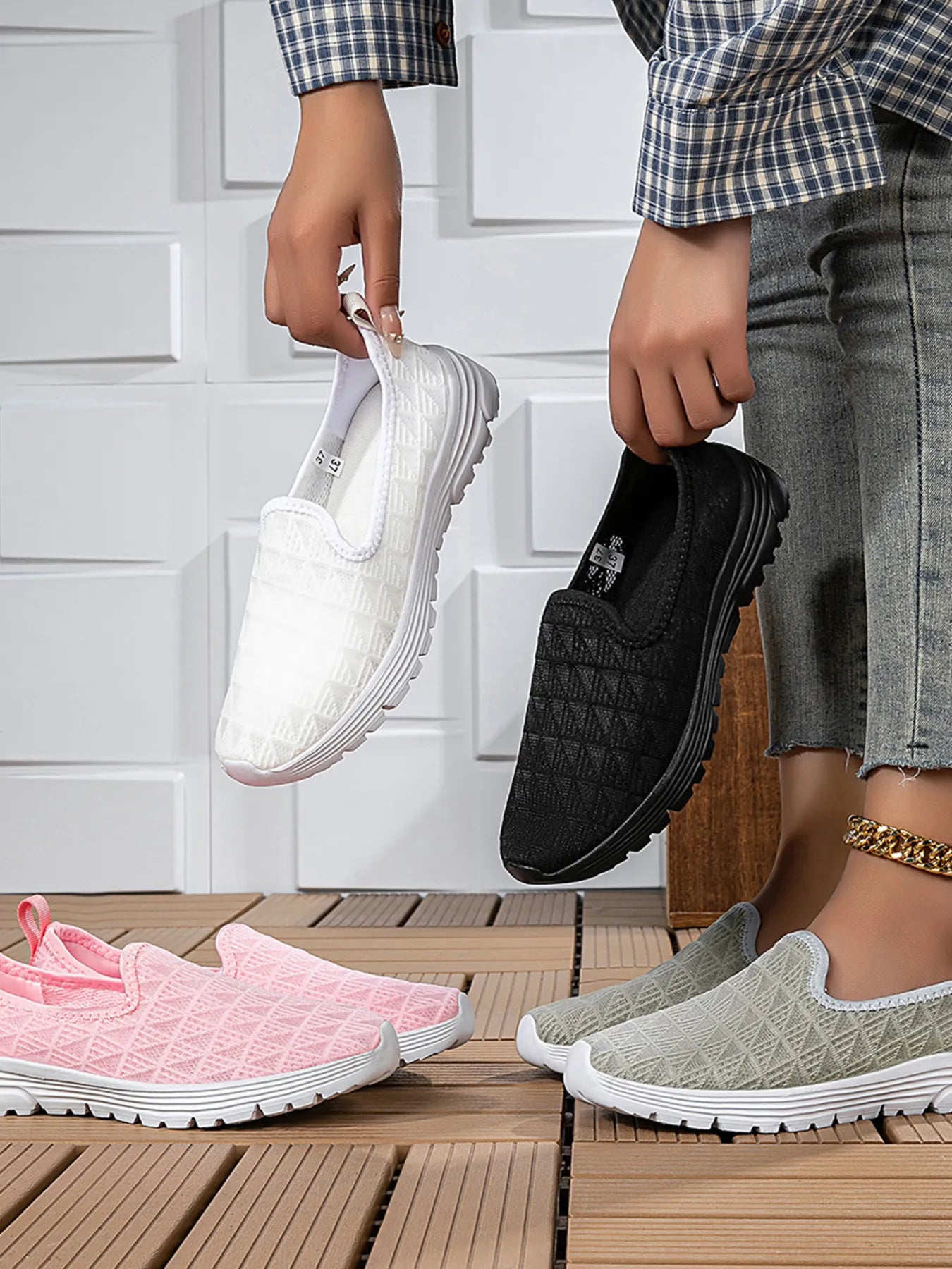 White Breathable Mesh Slip-On Sneakers | Sneakers Daverri Fashions