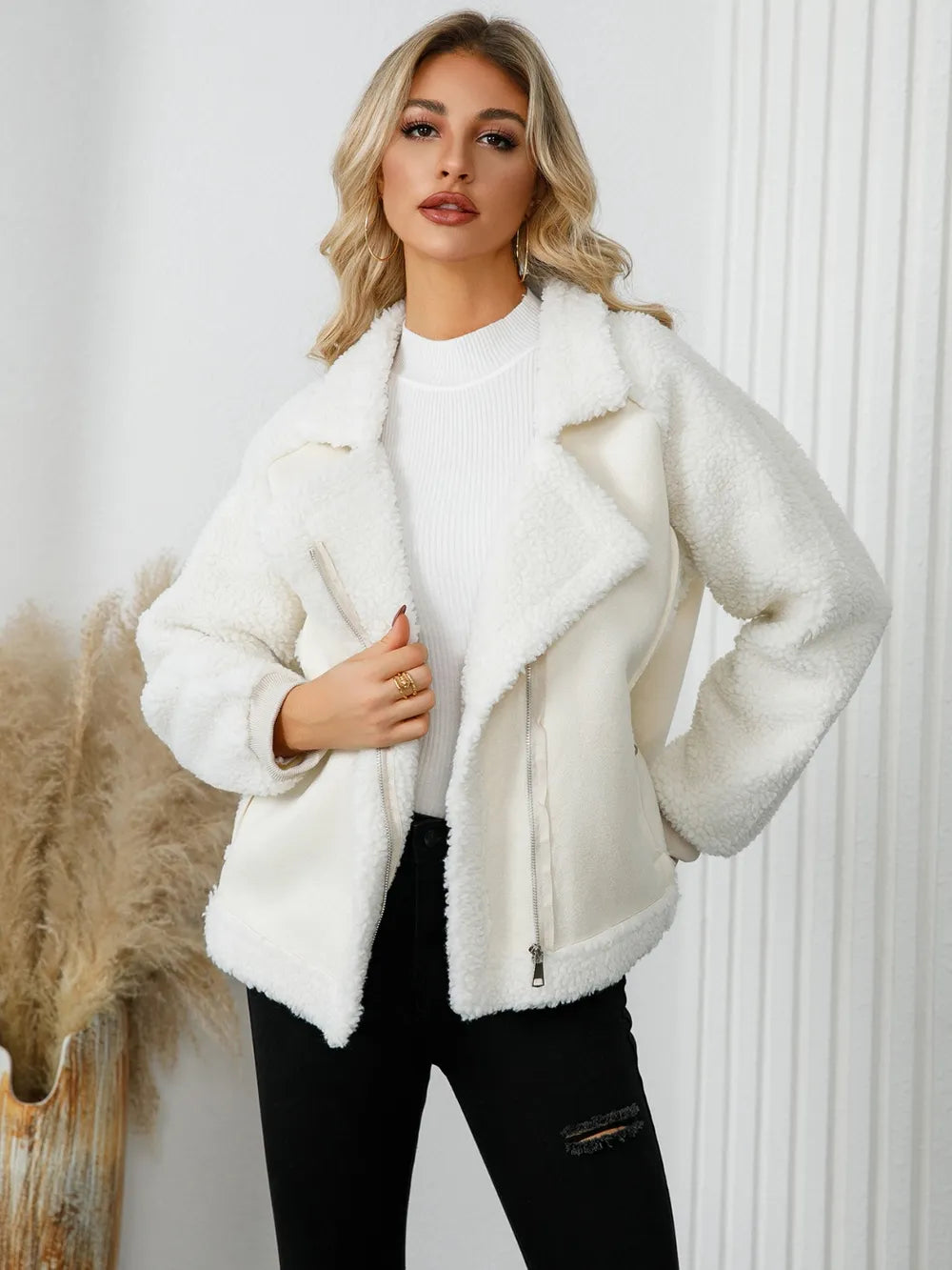 White Pocketed Sherpa Zip Up Long Sleeve Jacket | Jackets Daverri Fashions