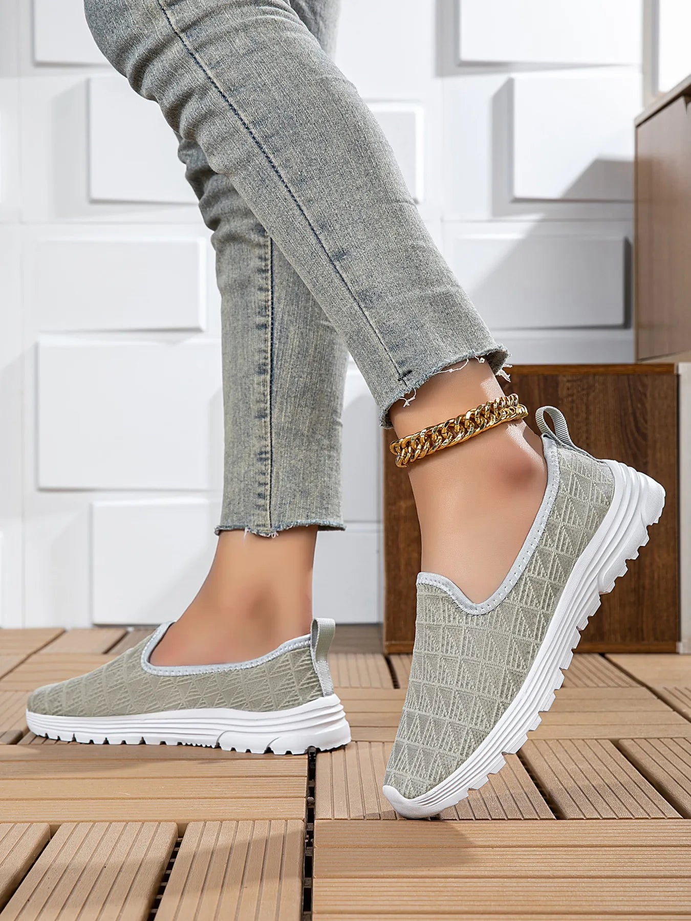 Breathable Mesh Slip-On Sneakers | Sneakers Daverri Fashions