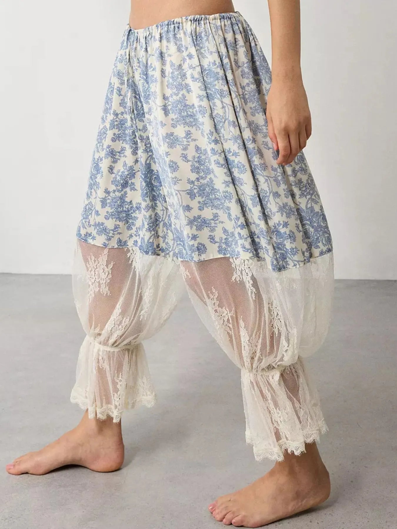 Floral Lace Patchwork Pants | Pants Daverri Fashions