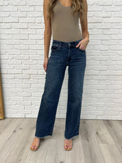Addie Mid Rise Vintage Wash Wide Leg Jeans | Womens Daverri Fashions