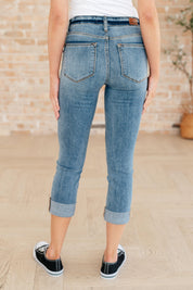 Judy Blue Laura Mid Rise Cuffed Skinny Capri Jeans | Jeans Daverri Fashions