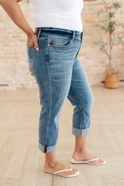Judy Blue Laura Mid Rise Cuffed Skinny Capri Jeans | Jeans Daverri Fashions