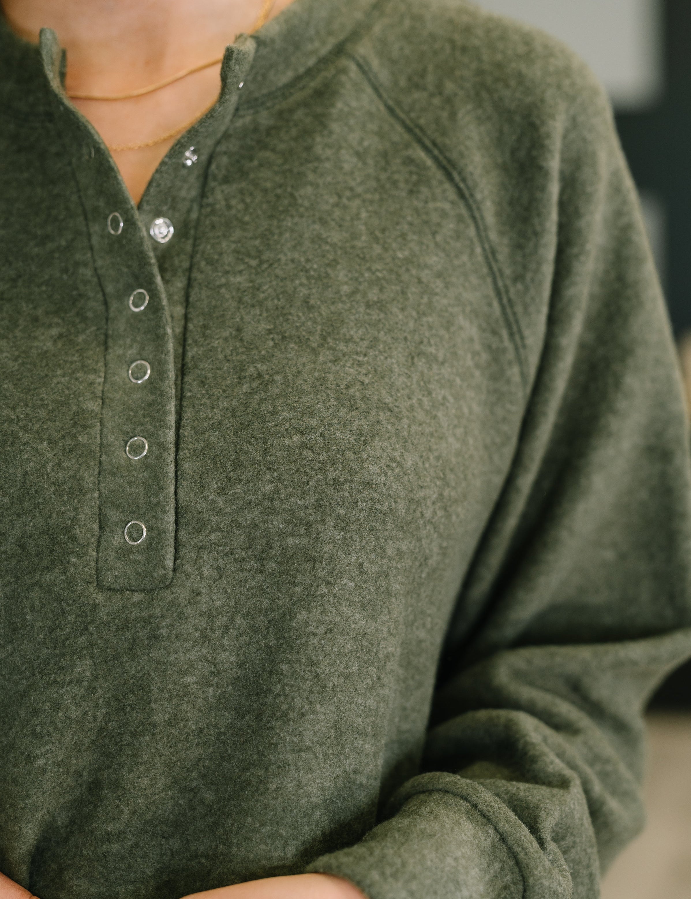 Urban Flux Scooped Hi-Low Long Pullover in Olive | Womens Daverri Fashions