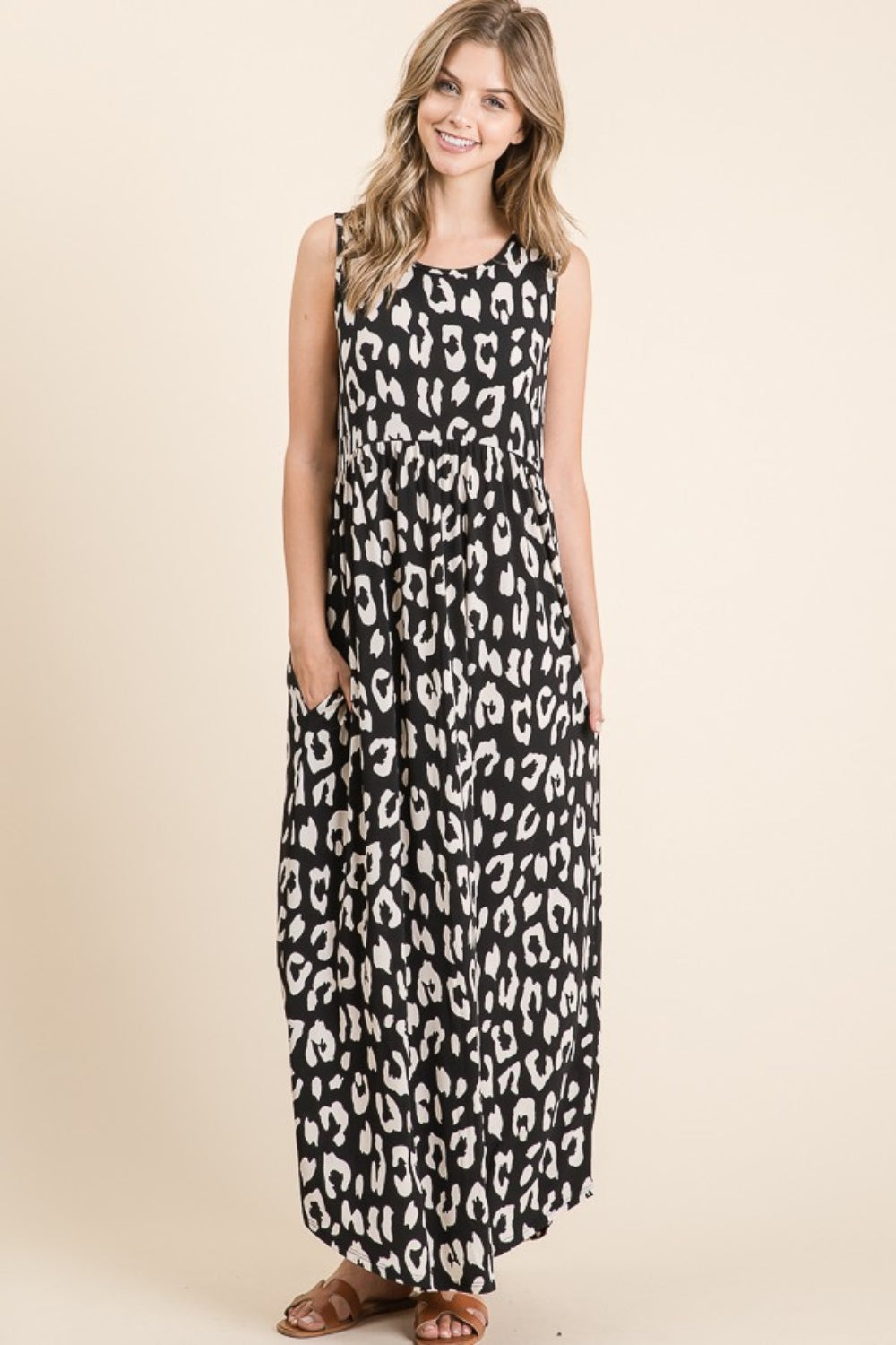 BOMBOM Leopard Maxi Dress with Pockets | Daverri Fashions