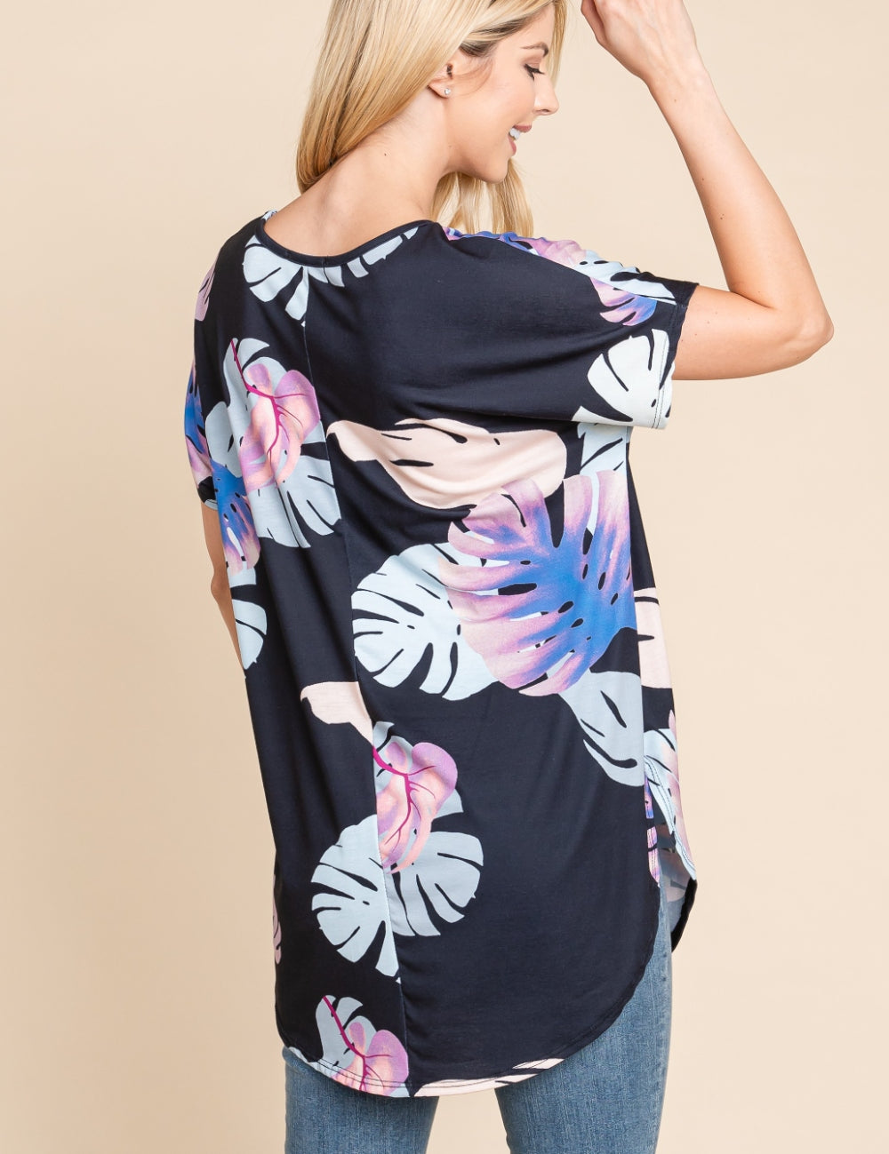 BOMBOM Printed Round Neck Short Sleeve T-Shirt | Daverri Fashions