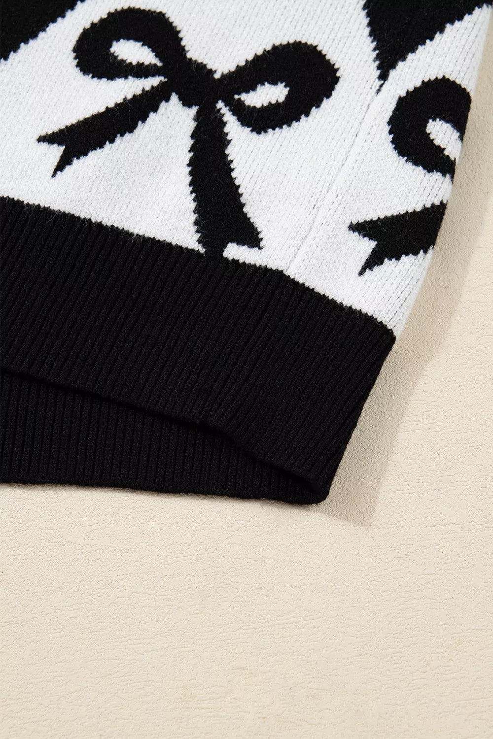 Bow Pattern Long Sleeve Contrast Sweater | Sweaters Daverri Fashions