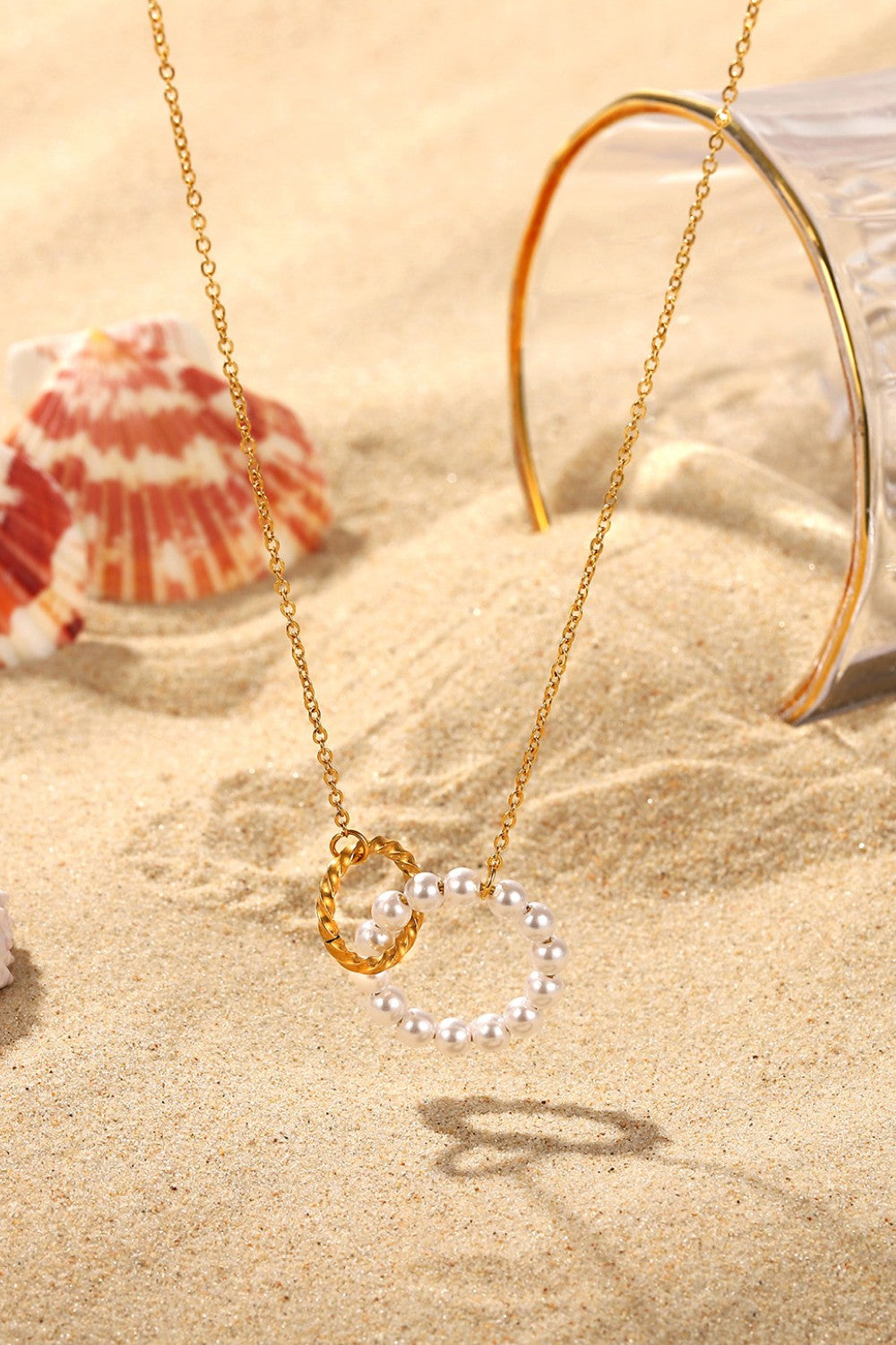White Gold One Size Pearl Hoop Link Pendant Necklace | Necklaces Daverri Fashions