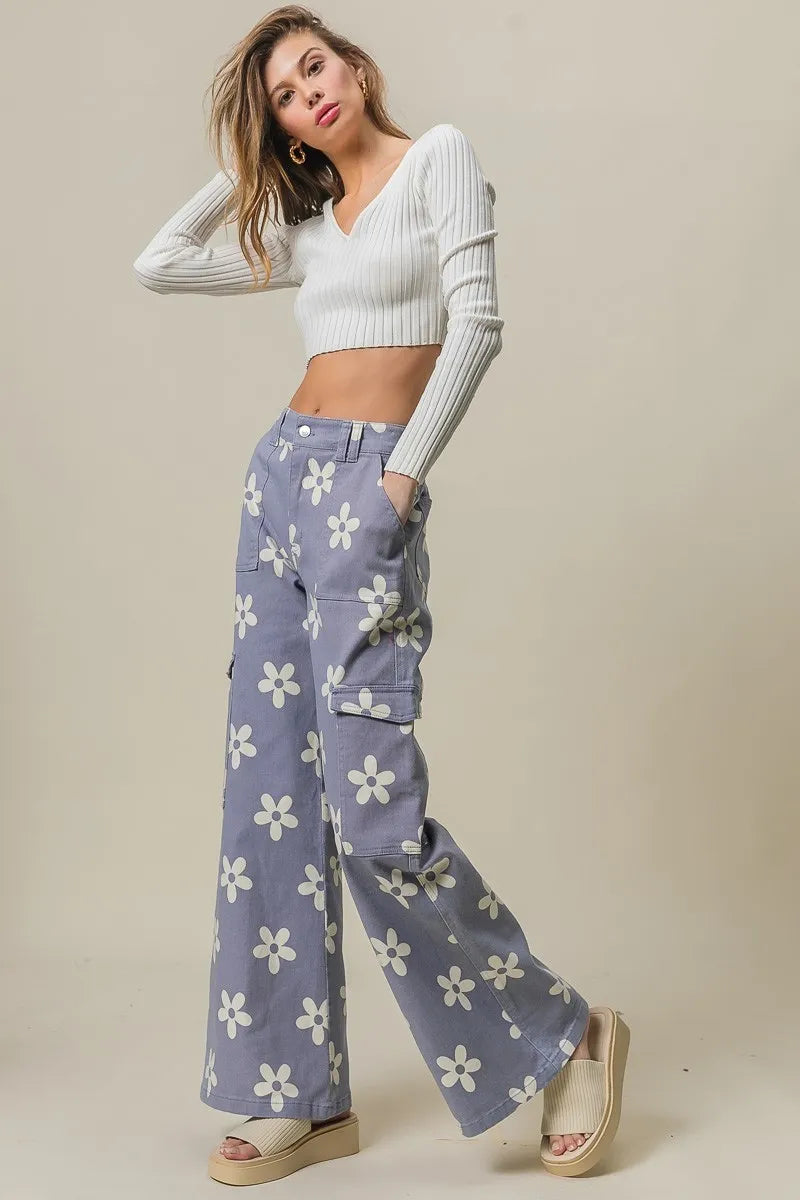 BiBi Flower Printed Side Pocket Wide Pants | Daverri Fashions