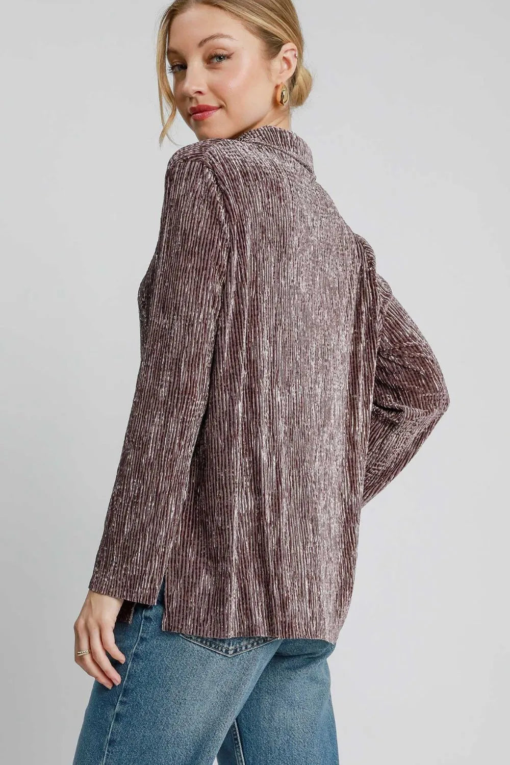 Umgee Side Slit Texture Button Up Shirt | Daverri Fashions