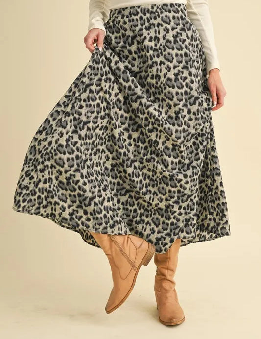 Aemi+Co Leopard Midi Skirt | Daverri Fashions