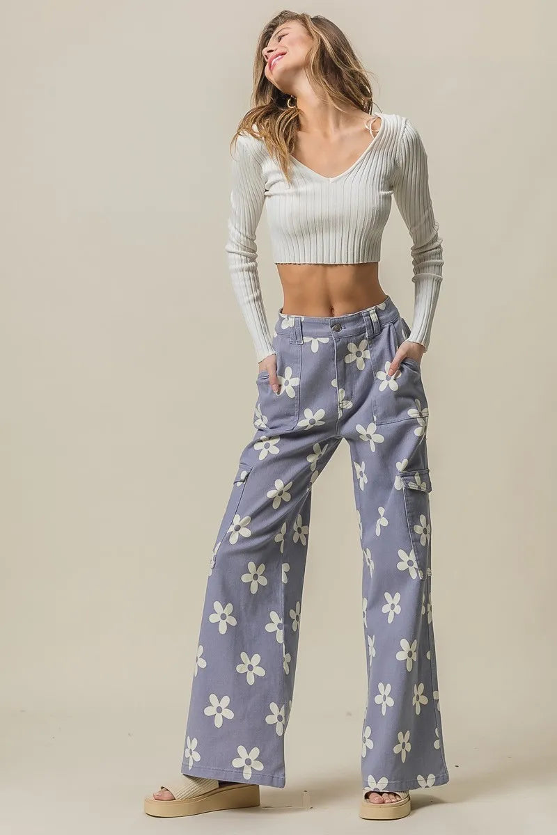 BiBi Flower Printed Side Pocket Wide Pants | Daverri Fashions