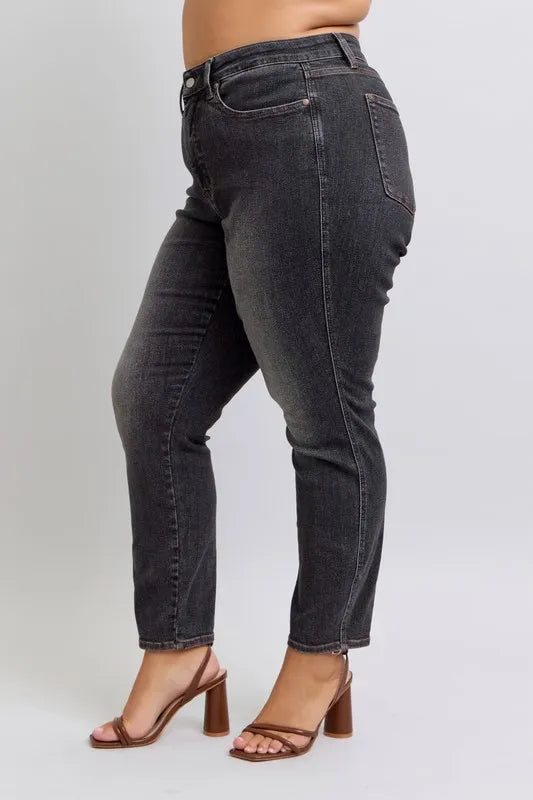 Judy Blue Full Size Mid Rise Tummy Control Slim Jeans Plus Size | Daverri Fashions