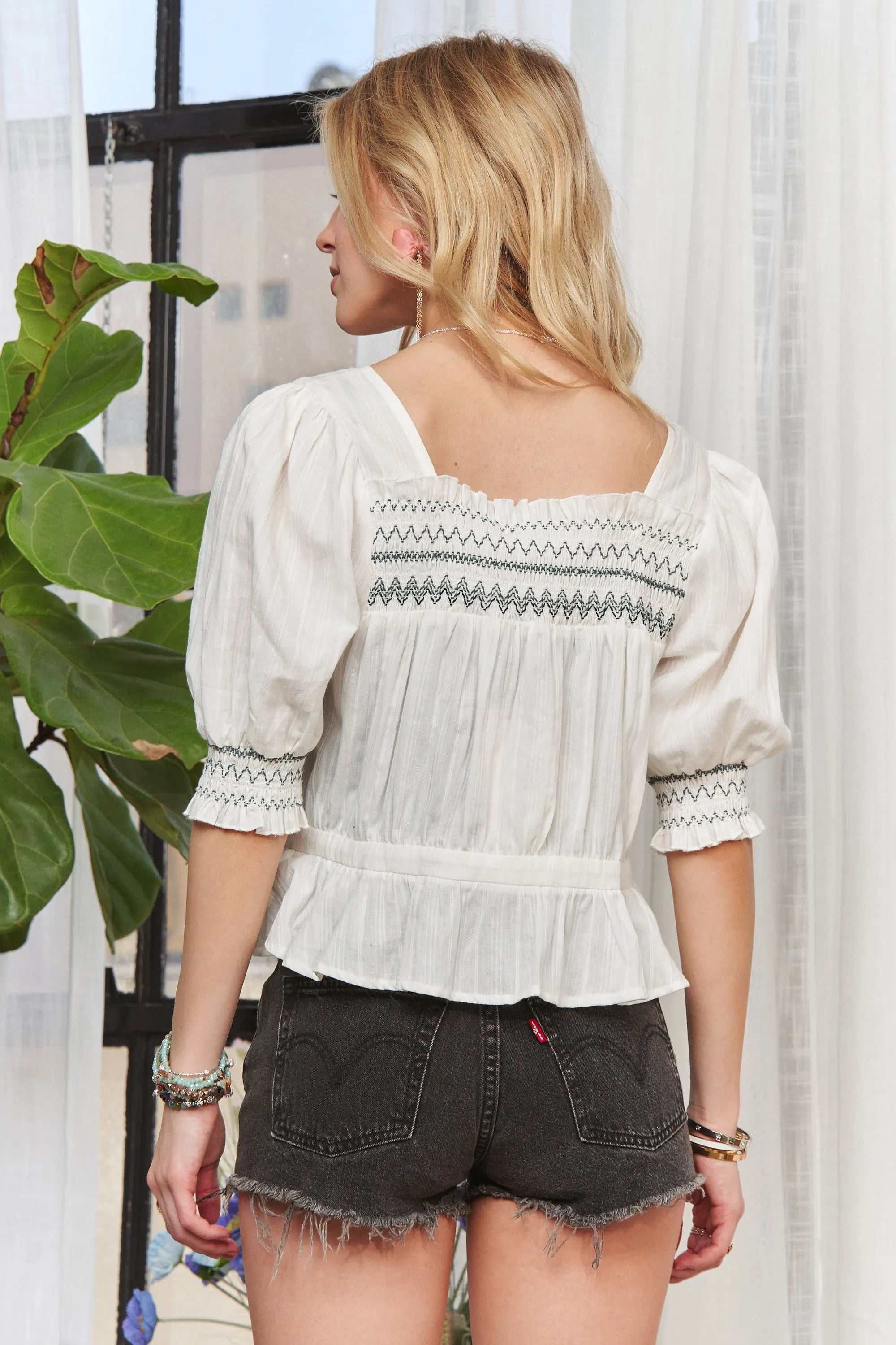 ADORA Smocked Puff Sleeve Peasant Blouse | Daverri Fashions